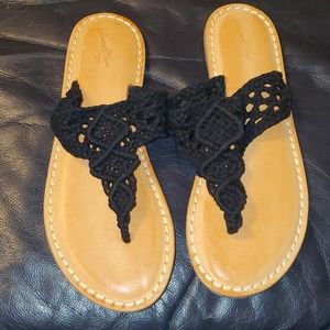 Cushioned Crochet Thong Sandals